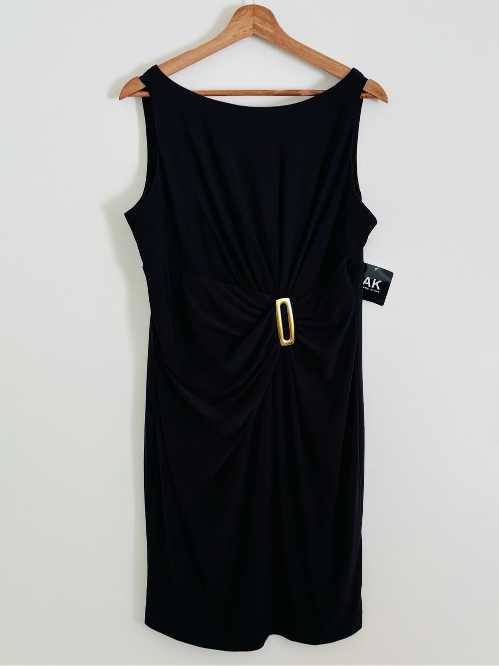 NWT Anne Klein Gold Buckle Sheath Dress in Black